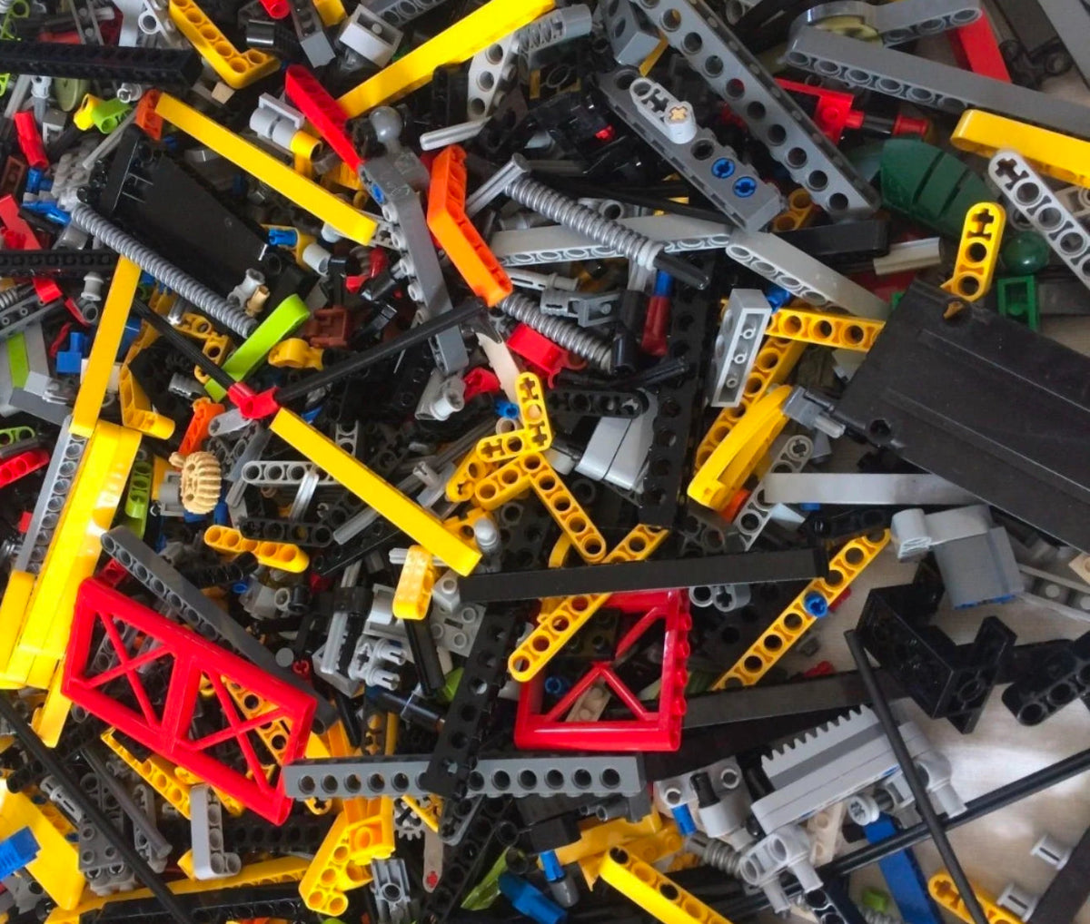 Piezas LEGO Technic predominantes en el Mix